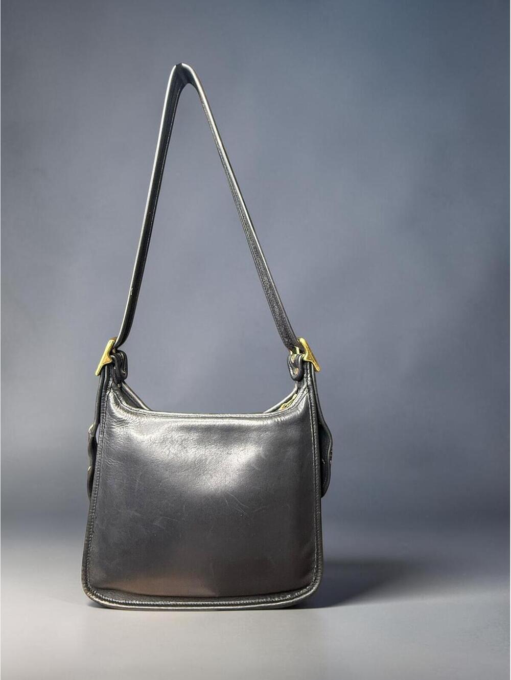 Coach Vintage Legacy Zip 9966 Shoulder Crossbody USA + @roostercuster charm - Picture 8 of 9